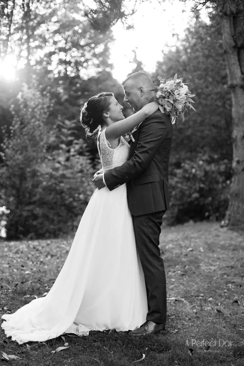 Un mariage à Valenciennes - Photos de couple à la Gentilhommière