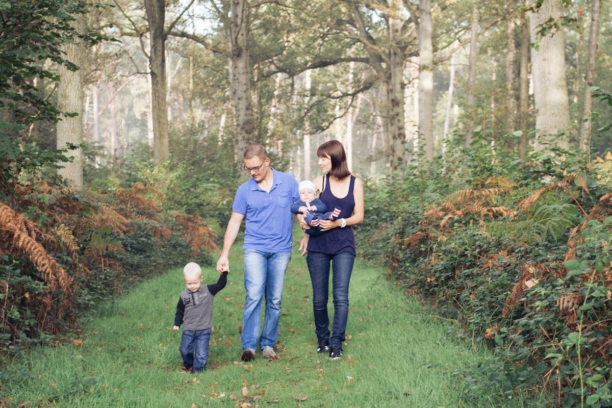 photo de famille en forêt de Marchiennes