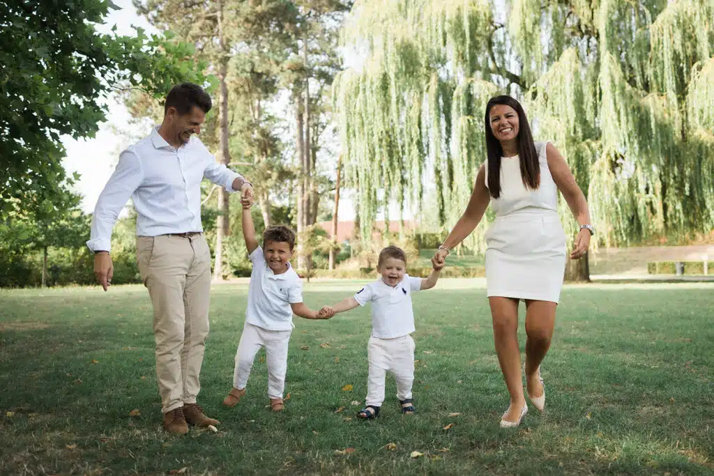 shooting famille aux jardins Mallet Stevens à croix