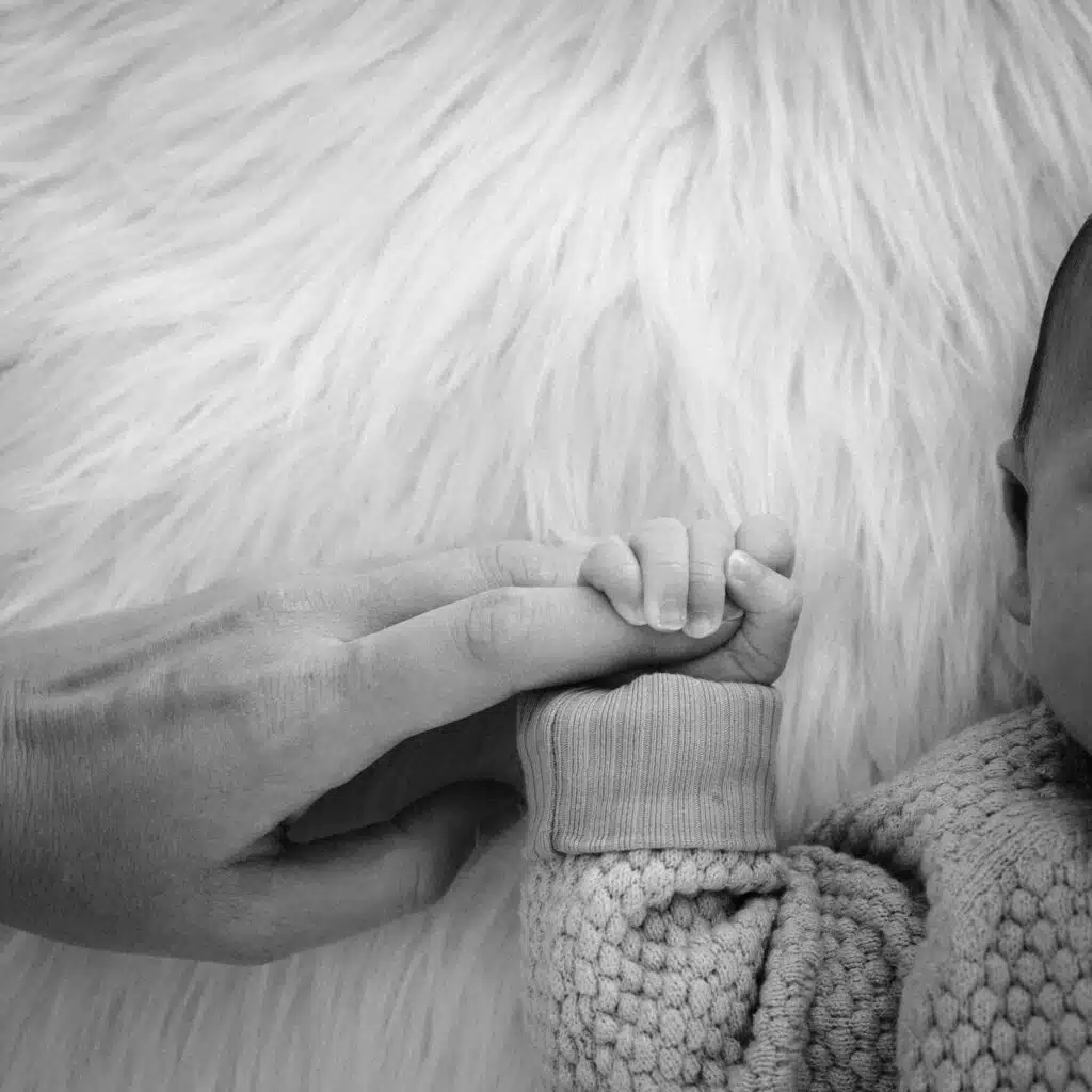 Photographe naissance bébé fille - Studio photo sur Lille